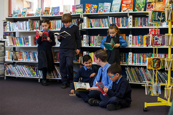 St Brendan's Catholic Primary School Annandale Library